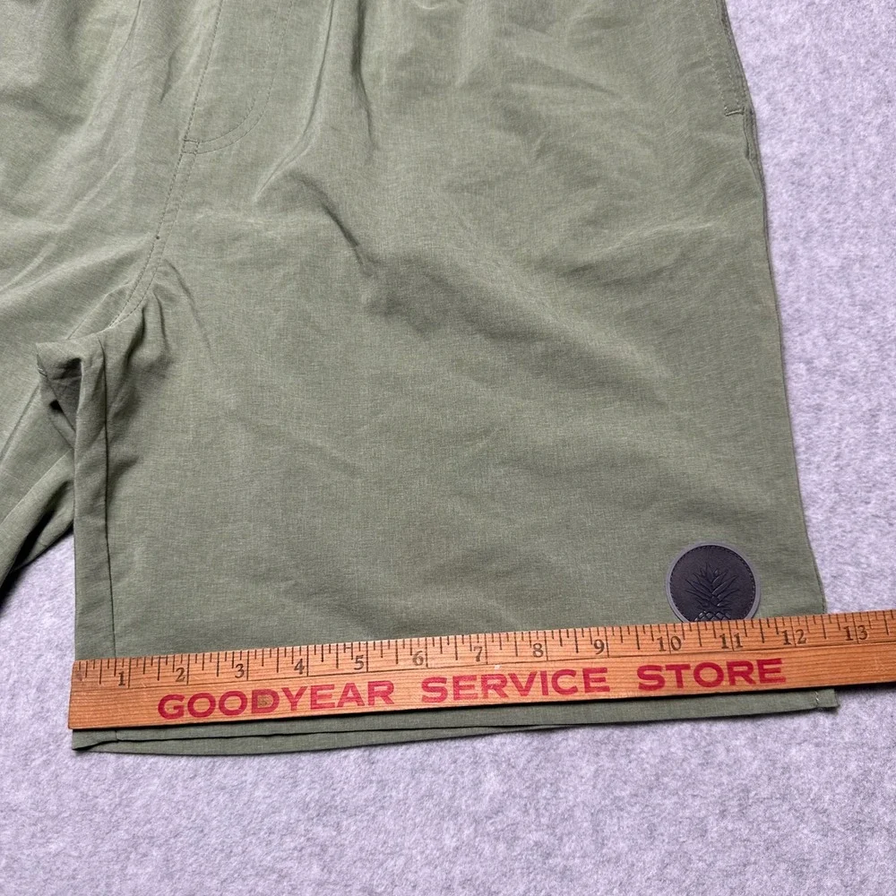 Chubbies Everywear Shorts Mens XL Green 7 Inch Inseam Elastic Waist Casual